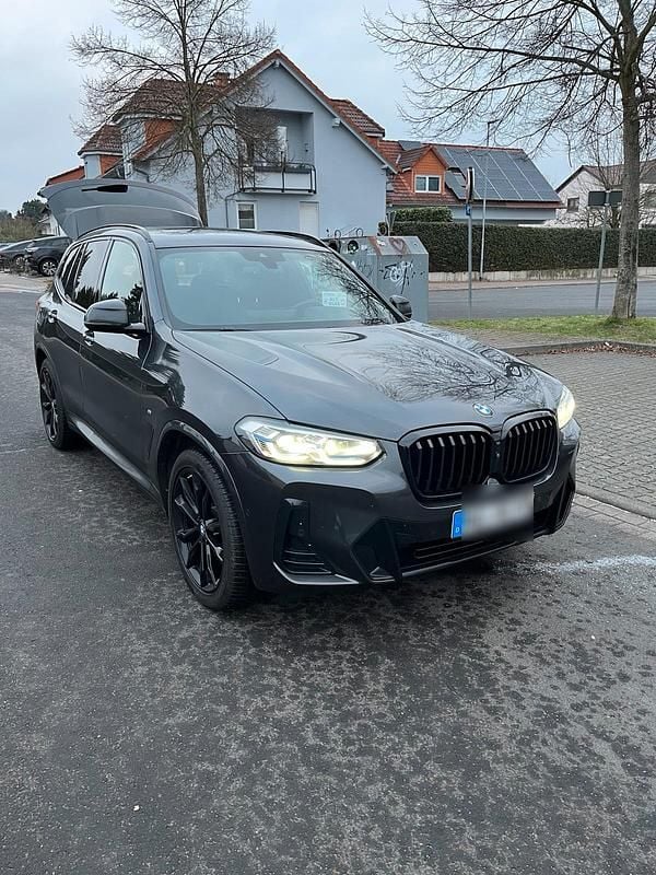Grau Gebraucht 2022 BMW X3 SUV | 44.950 € (Fairer Preis) - Bild 1/4