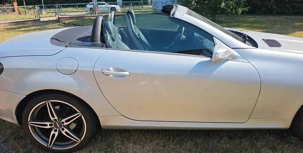 Gebraucht Mercedes SLK280 231 PS (169 kW) 2006 Silber Cabrio