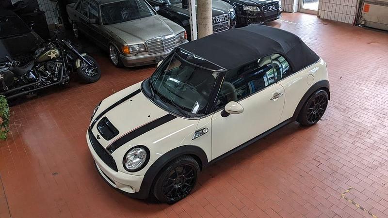Weiß Gebraucht 2010 Mini Cooper S Cabriolet Cabrio | 7.900 € (Fairer Preis) - Bild 1/4