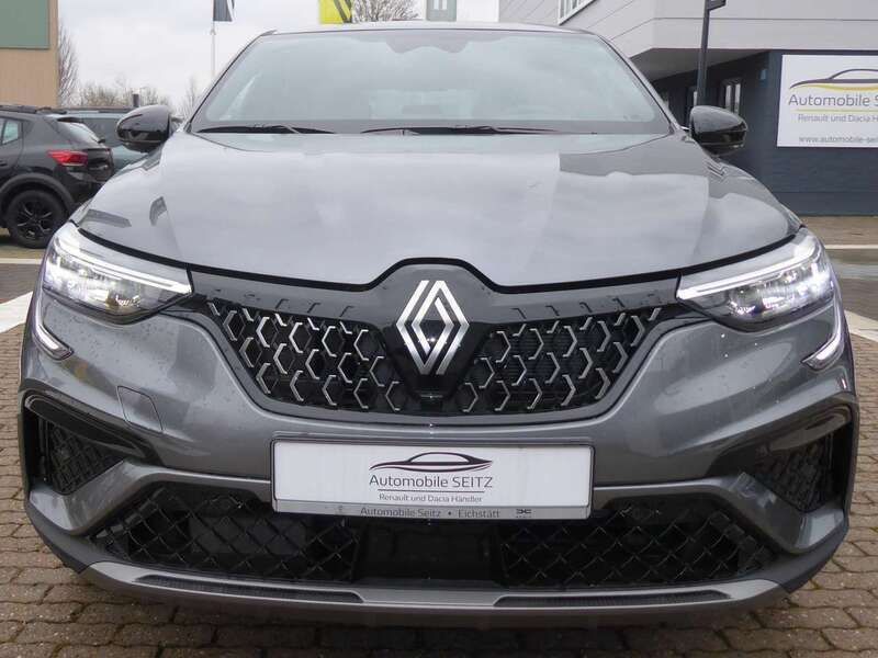 Gebraucht Renault Arkana Techno 140 PS (102 kW) 2024 Graphitgrau SUV