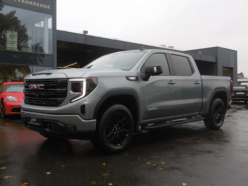 Neu Chevrolet Silverado 309 PS (227 kW) 2025 Sterling met. SUV