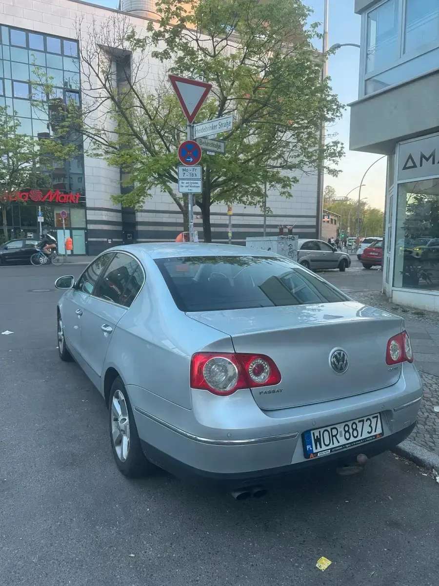 Gebraucht VW Passat 140 PS (102 kW) 2008 Silber Limousine