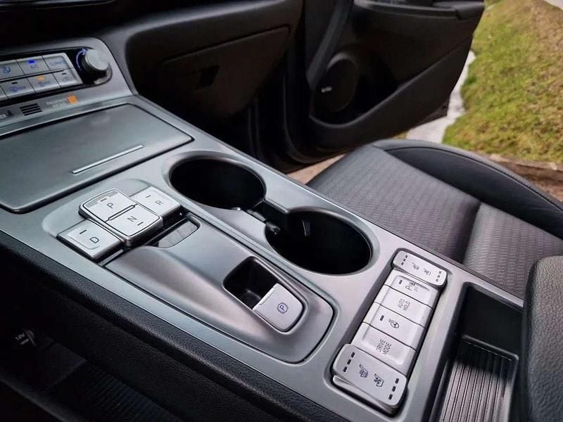 Gebraucht Hyundai Kona Premium 150 kW (204 PS) 2021 Grau SUV