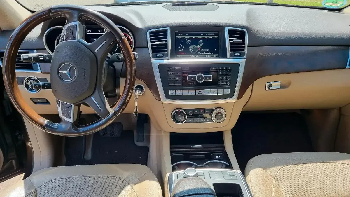 Gebraucht Mercedes ML350 AMG 258 PS (189 kW) 2014 Braun SUV