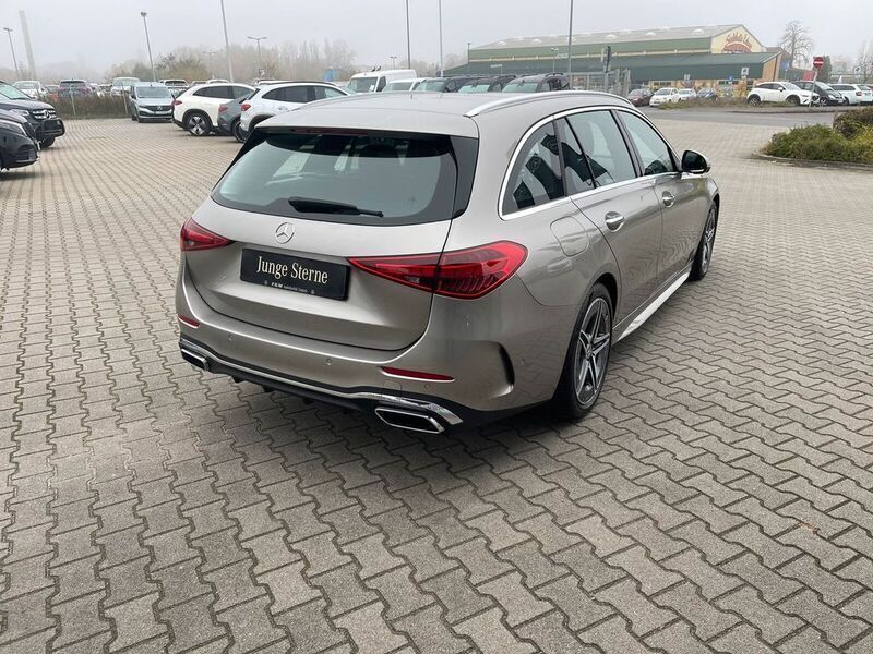 Gebraucht Mercedes C200 Premium 204 PS (150 kW) 2023 Mojavesilber Kombi