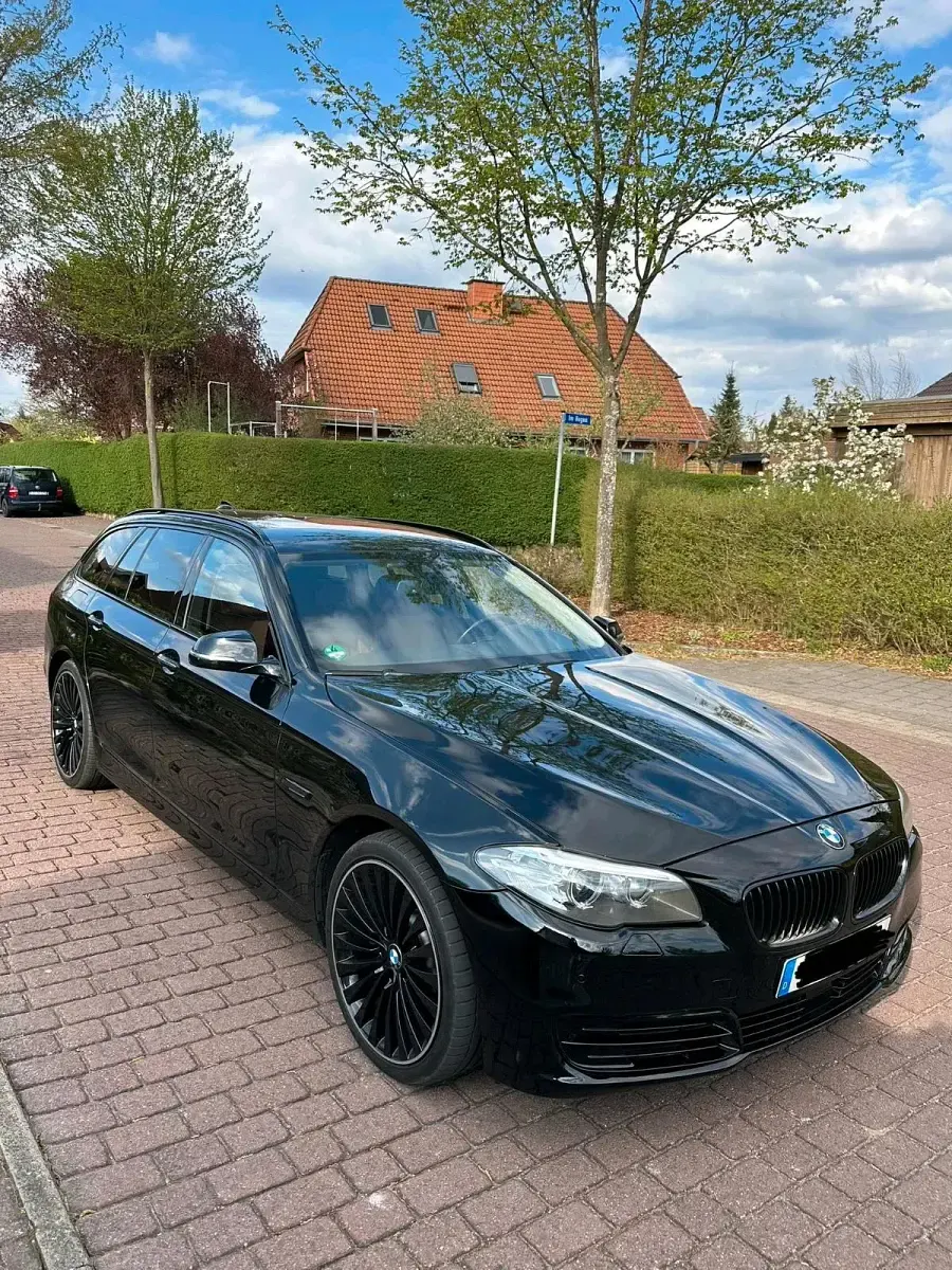 Gebraucht BMW 530 Comfort Edition 320 PS (235 kW) 2014 Schwarz Kombi