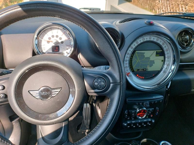 Second-hand Mini Cooper 143 CP (105 kW) 2013 Maro Hatchback