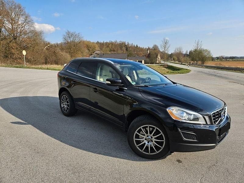 Gebraucht Volvo XC60 Summum 215 PS (158 kW) 2011 Schwarz SUV