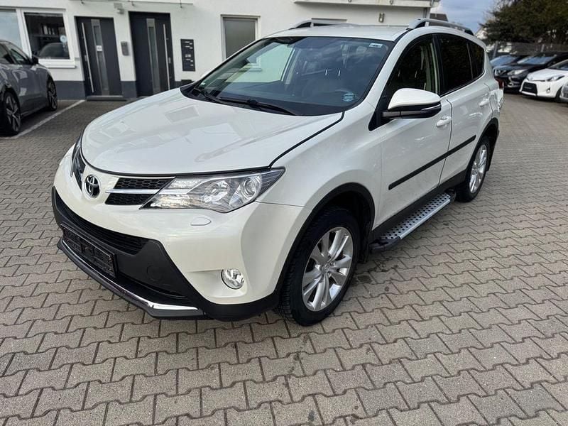 Gebraucht Toyota RAV4 Executive 151 PS (111 kW) 2013 Weiß SUV