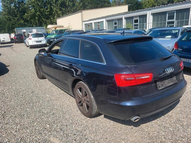 Gebraucht Audi A6 Comfort 204 PS (150 kW) 2014 Schwarz Kombi