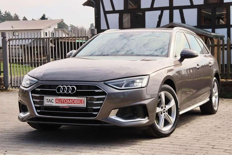 Używany Audi A4 Advanced 163 KM (119 kW) 2021 Szary Kombi