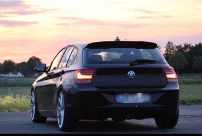 Gebraucht BMW 116 136 PS (100 kW) 2011 Schwarz Kleinwagen