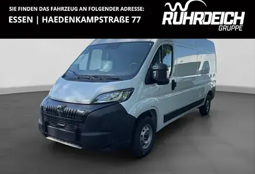 Gebraucht Peugeot Boxer Active 140 PS (102 kW) 2024 Weiss Van