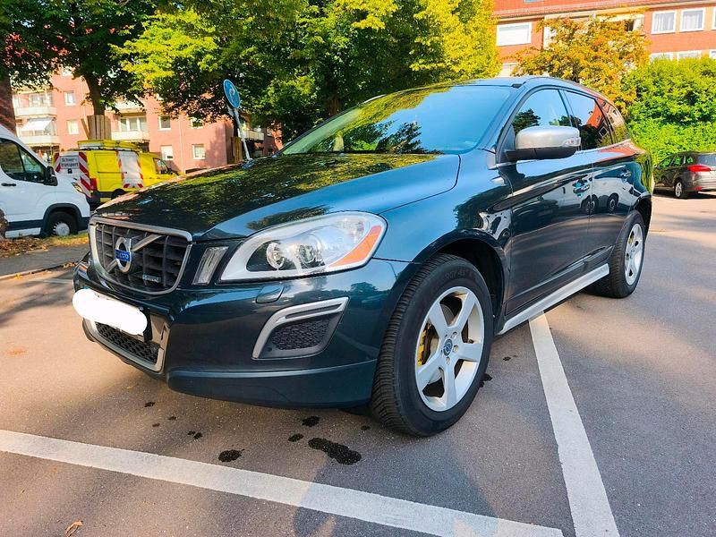 Gebraucht Volvo XC60 R-Design 163 PS (119 kW) 2012 SUV