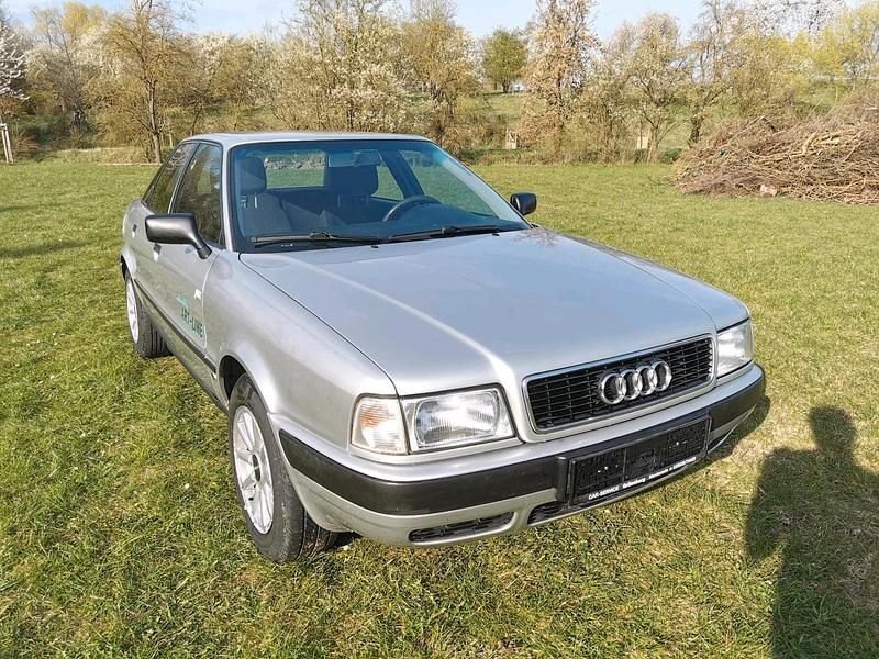 Second-hand Audi 80 90 CP (66 kW) 1994 Argintiu Berlinǎ