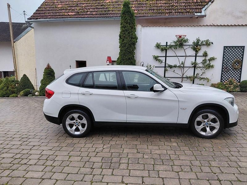 Gebraucht BMW X1 150 PS (110 kW) 2010 Weiß SUV