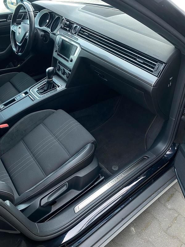 Second-hand VW Passat Alltrack 2018 Negru Break