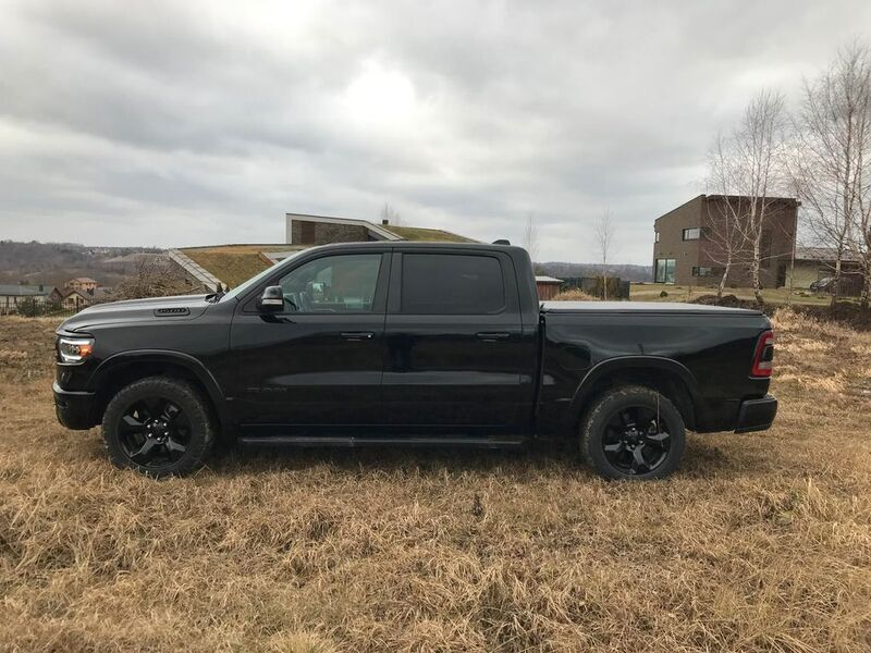 Gebraucht Dodge Ram 309 PS (227 kW) 2021 Schwarz Abholung