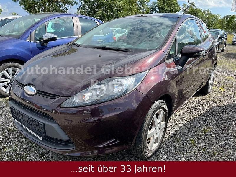 Gebraucht Ford Fiesta Trend 60 PS (44 kW) 2009 Violet Kleinwagen