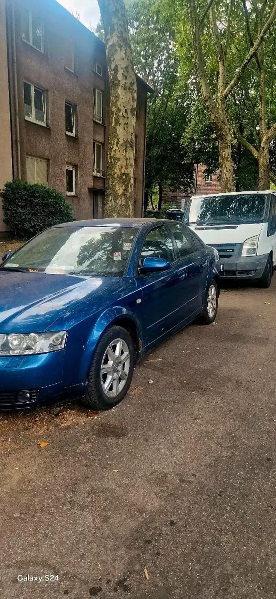 Gebraucht Audi A4 131 PS (96 kW) 2005 Blau Limousine
