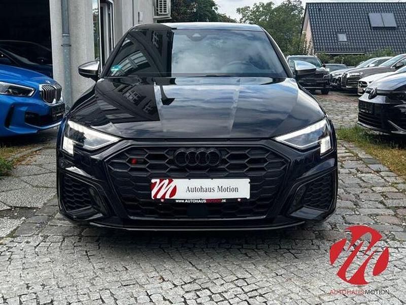 Gebraucht Audi S3 Sport 310 PS (228 kW) 2023 Mythosschwarz metallic Limousine