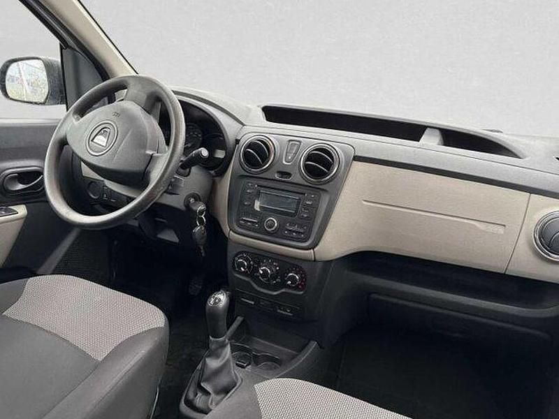 Gebraucht Dacia Dokker Ambiance 102 PS (75 kW) 2016 Gletscherweiß Van / Kleinbus