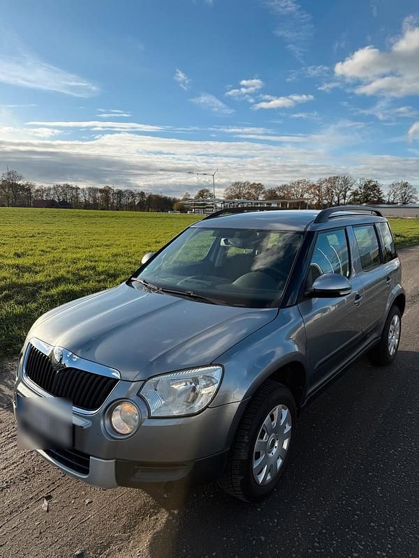 Gebraucht Skoda Yeti 105 PS (77 kW) 2009 Grau SUV