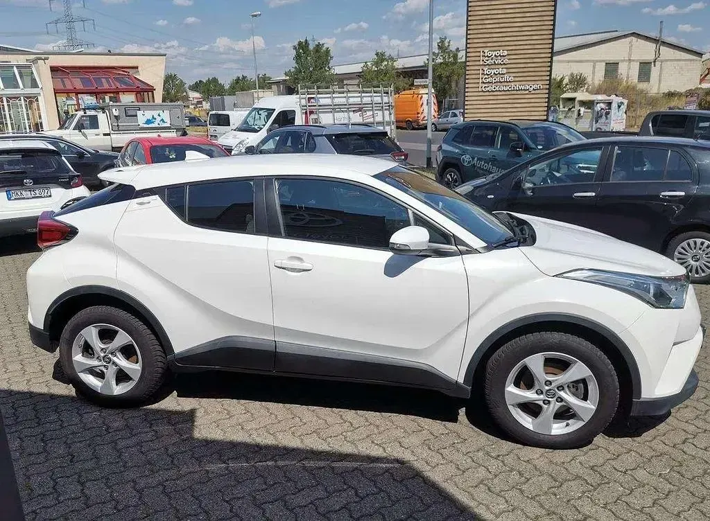 Gebraucht Toyota C-HR 116 PS (85 kW) 2018 Super white 2 SUV