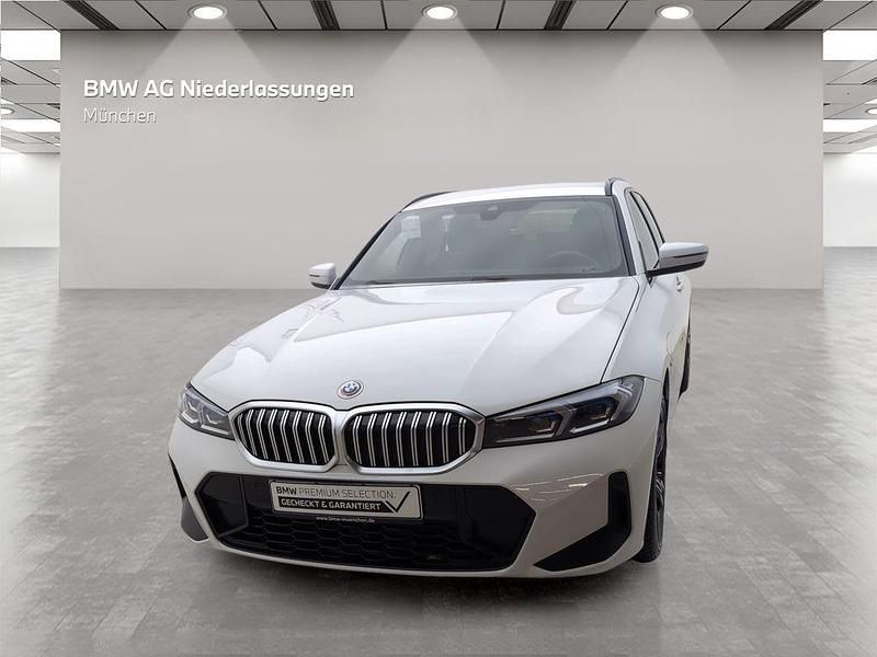 Gebraucht BMW 330e M Sport 184 PS (135 kW) 2023 Weiß Kombi