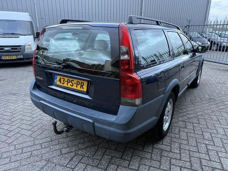 Gebraucht Volvo XC70 Comfort 209 PS (153 kW) 2002 Blau Limousine