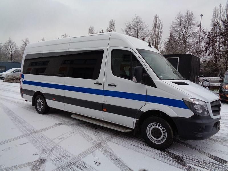 Arktikweiss Gebraucht 2016 Mercedes Sprinter Van | 12.900 € (Fairer Preis) - Bild 1/4