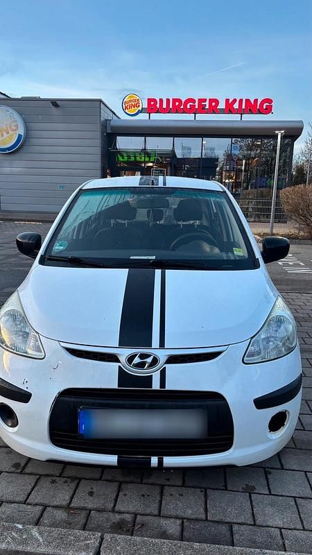 Weiß Gebraucht 2009 Hyundai i10 Kleinwagen | 3.000 € - Bild 1/4