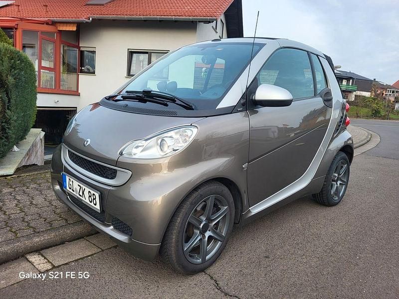 Gebraucht Smart ForTwo Cabrio Passion 71 PS (52 kW) 2011 Braun Cabrio