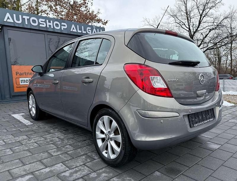 Gebraucht Opel Corsa Active 87 PS (63 kW) 2013 Grau Kleinwagen