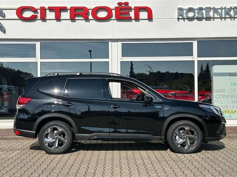 Gebraucht Subaru Forester Platinum 150 PS (110 kW) 2024 Schwarz SUV
