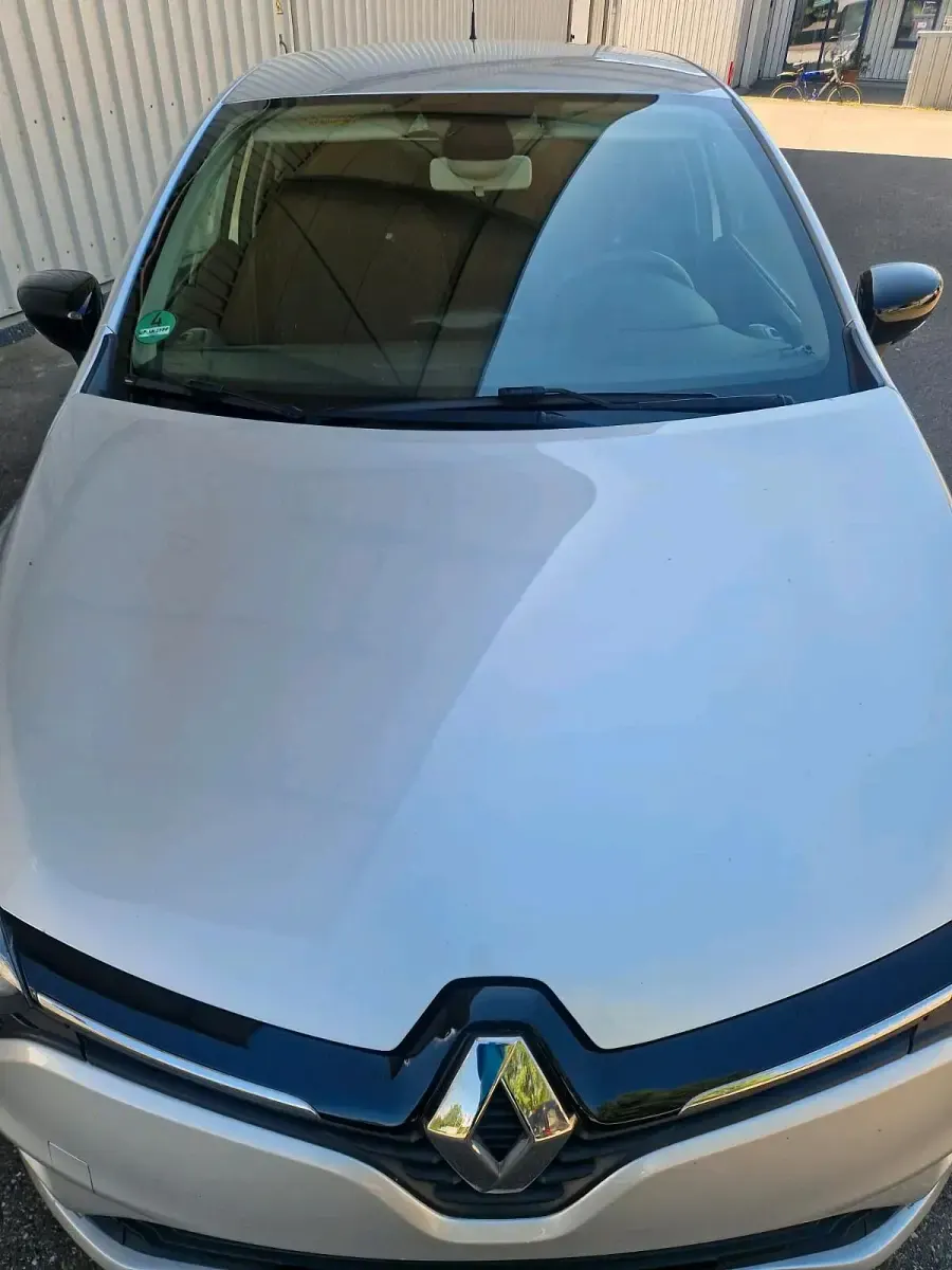 Gebraucht Renault Clio LIMITED 117 PS (86 kW) 2017 Silber Kleinwagen