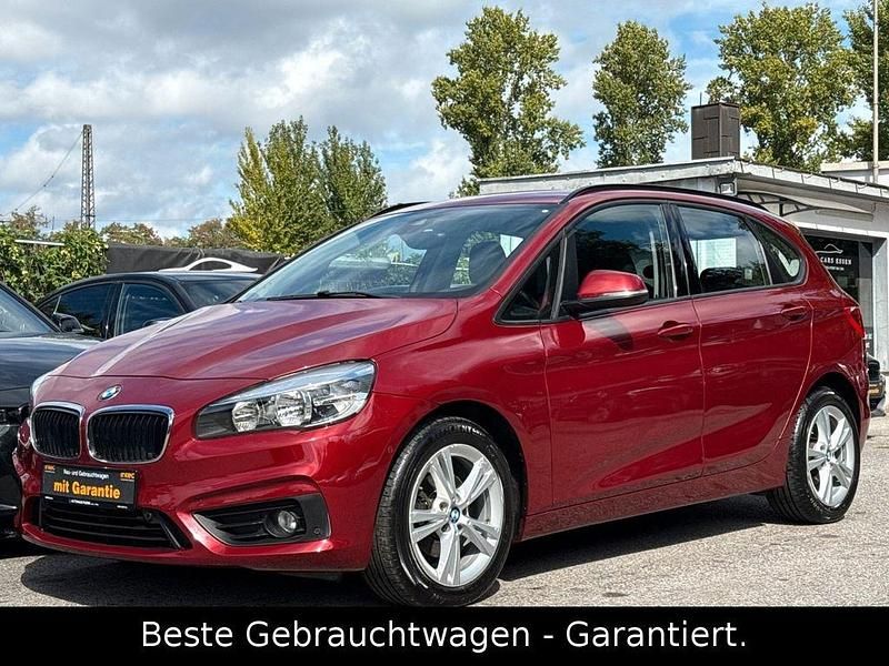 Gebraucht BMW 216 Active Tourer Advantage 116 PS (85 kW) 2016 Rot Van / Kleinbus