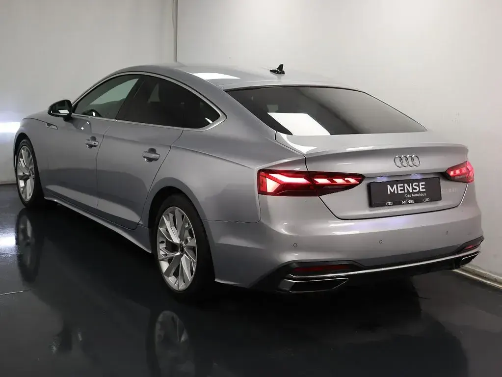 Gebraucht Audi A5 Sportback Advanced 204 PS (150 kW) 2023 Florettsilber Kleinwagen
