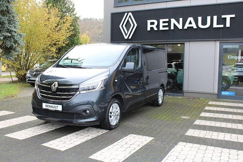 Gebraucht Renault Trafic 145 PS (106 kW) 2020 Kometengrau Van / Kleinbus