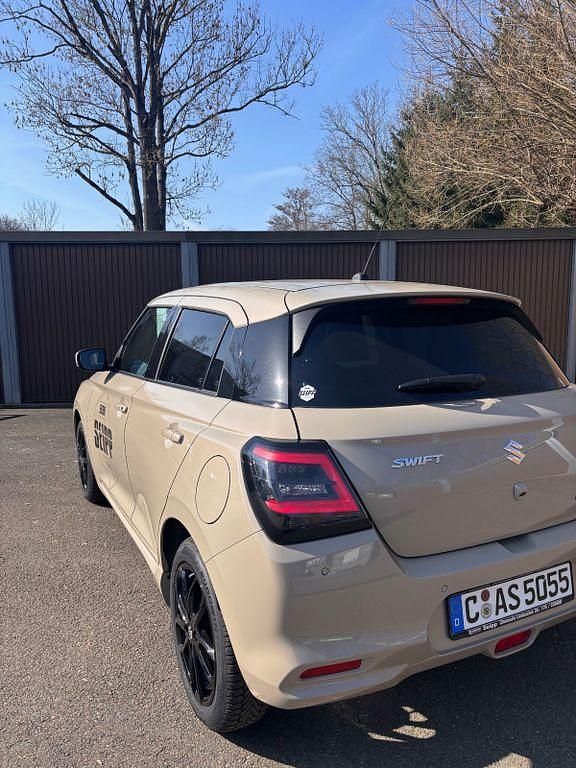 Gebraucht Suzuki Swift Comfort+ 83 PS (61 kW) 2025 Beige Kleinwagen