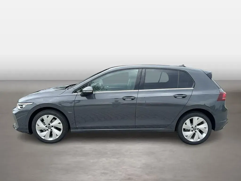 Neu VW Golf VIII Style 150 PS (110 kW) 2026 Delfingrau metallic Limousine