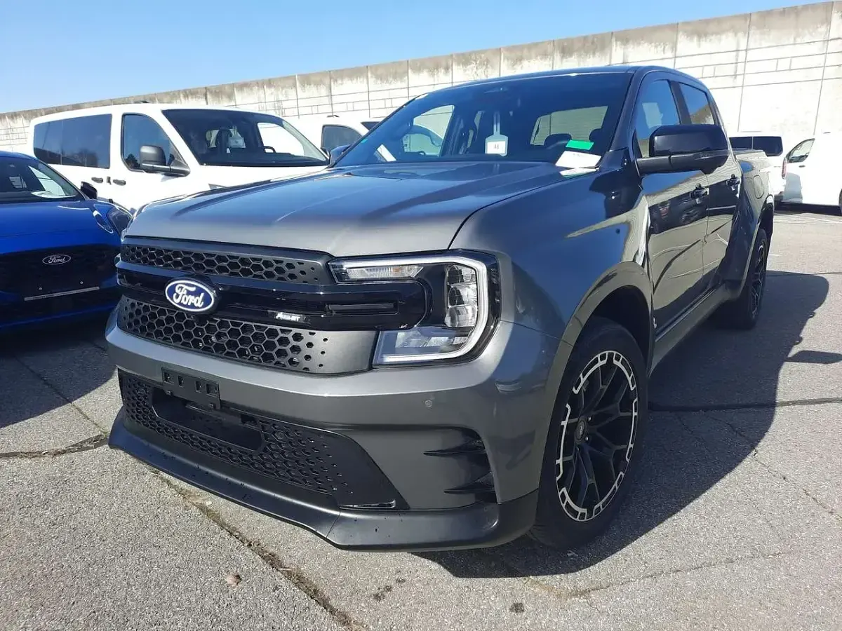 Neu Ford Ranger 279 PS (205 kW) 2026 Carbonizedgrey Pickup
