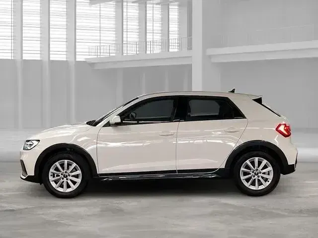 Gebraucht Audi A1 Ambiente 95 PS (69 kW) 2025 Cortinaweiß SUV