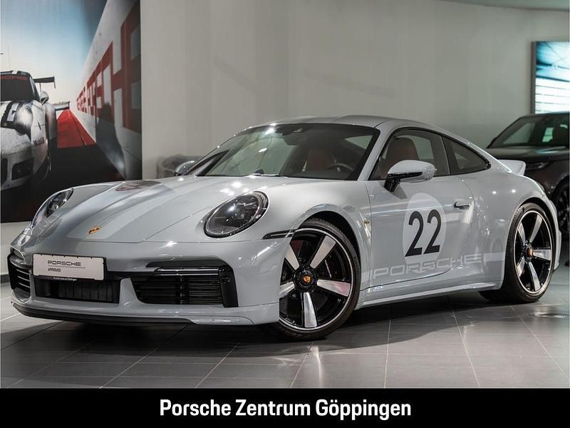 Grau Gebraucht 2023 Porsche 911 Sport Classic Sport Coupé | 379.900 € - Bild 1/3