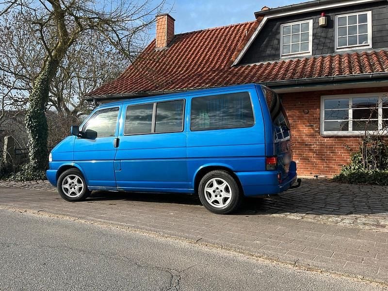 Second-hand VW T4 102 CP (75 kW) 2002 Albastru Van