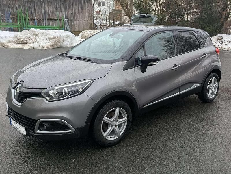 Gebraucht Renault Captur Intens 110 PS (80 kW) 2017 Grau SUV