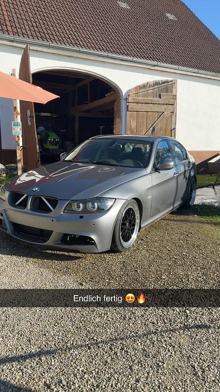 Gebraucht BMW 330 M Sport 245 PS (180 kW) 2011 Grau Limousine