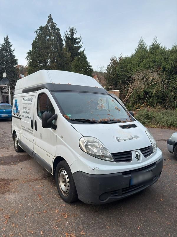 Gebraucht Renault Trafic 145 PS (106 kW) 2008 Weiß Van / Kleinbus