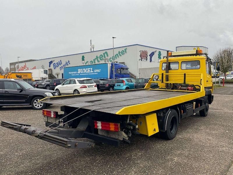 Gebraucht Mercedes T2 140 PS (102 kW) 1995 Gelb Van