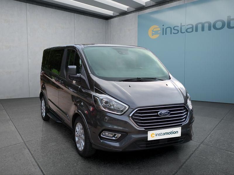 Gebraucht Ford Tourneo 150 PS (110 kW) 2023 Grau Van / Kleinbus